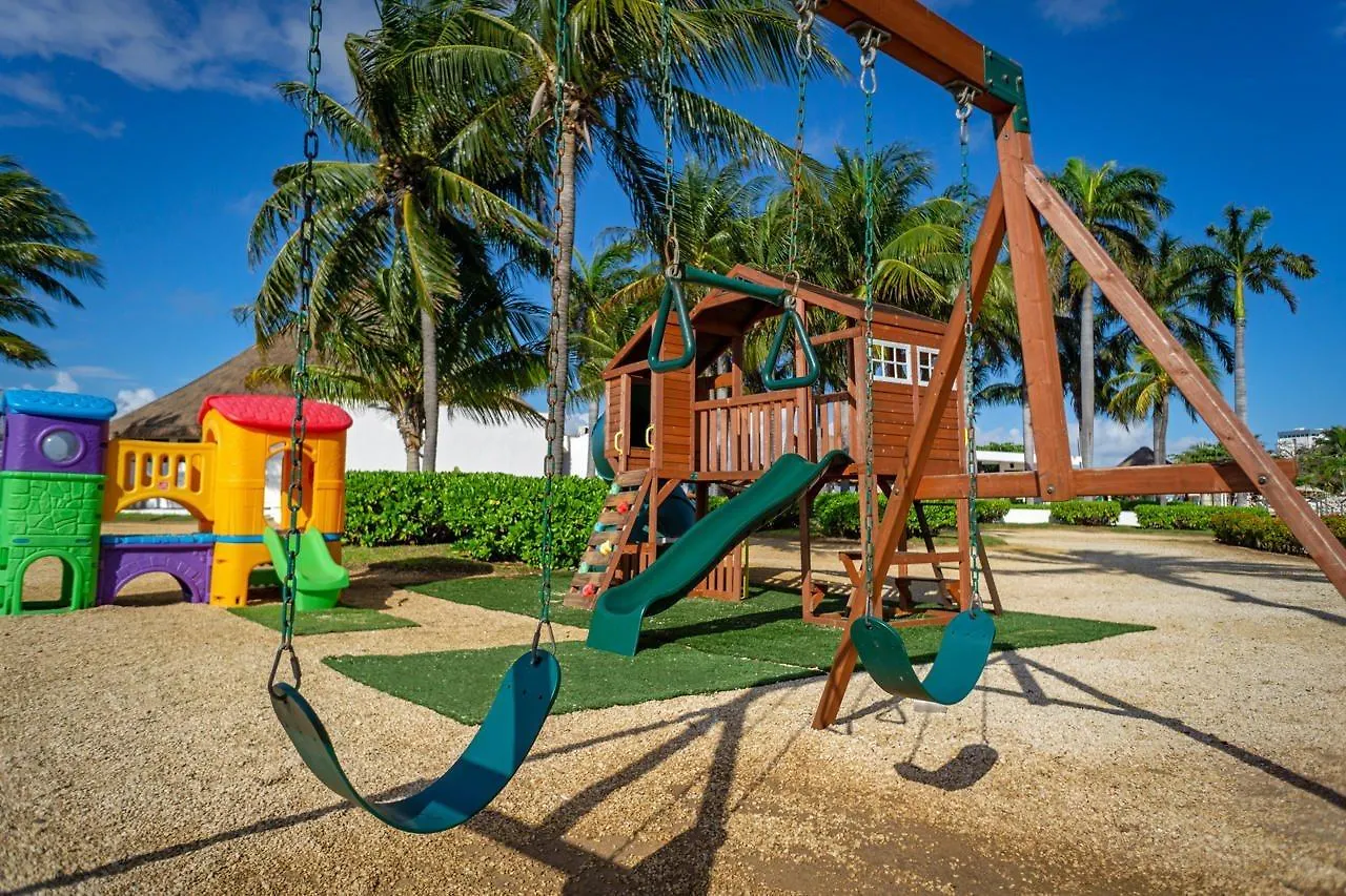 **** אתר נופש מלון קנקון Sunset Marina & Yacht Club מקסיקו