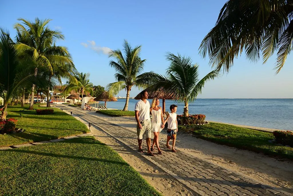 Sunset Marina & Yacht Club Hotel Cancun